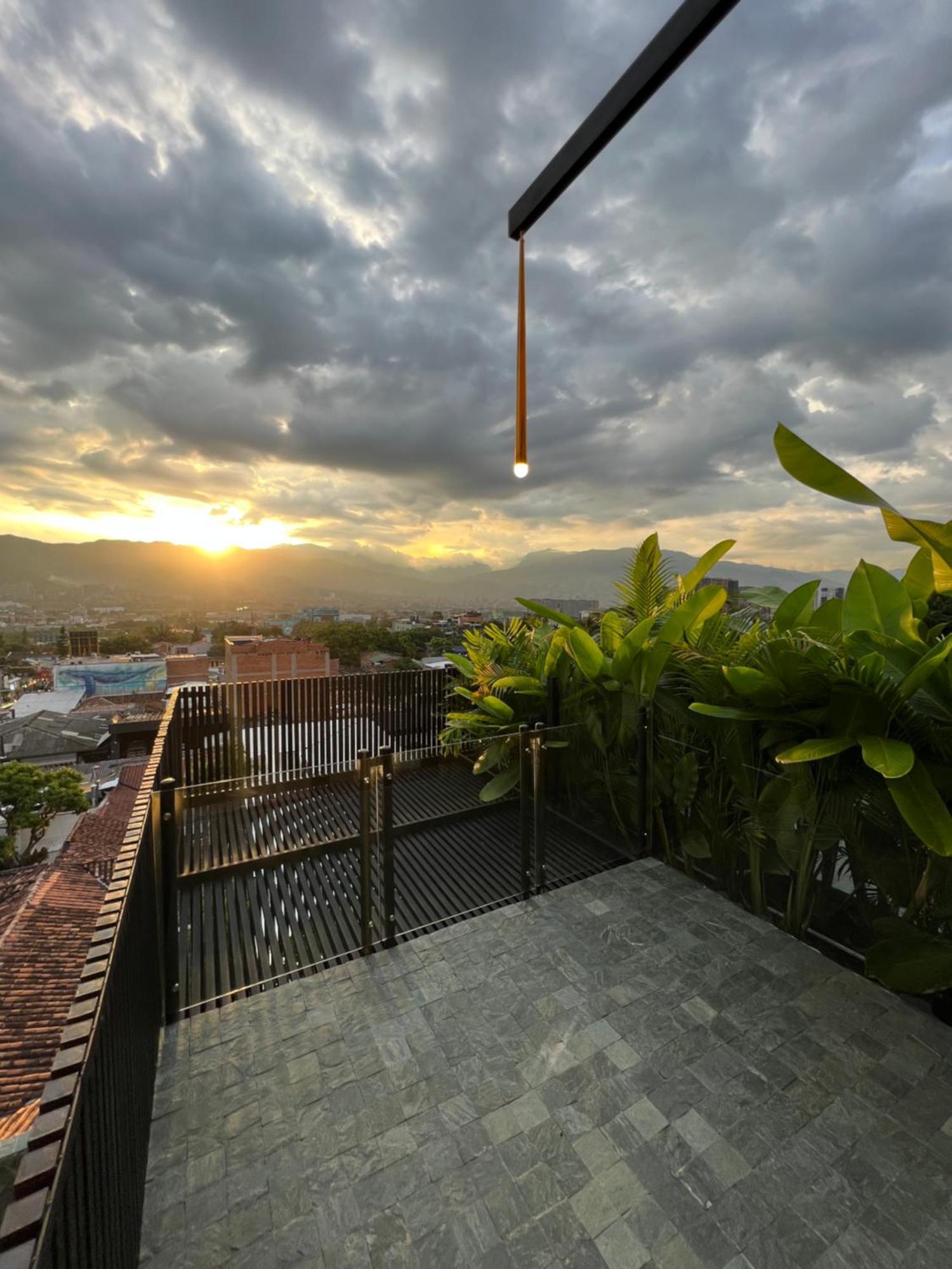 Hotel Zelva Negra Medellín Extérieur photo